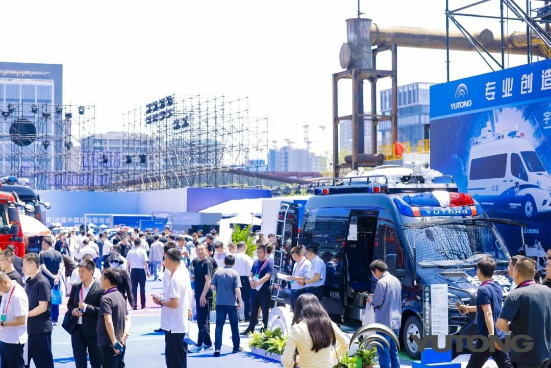 宇通警力输送车奔赴海南，为自贸港封关构筑安全防线